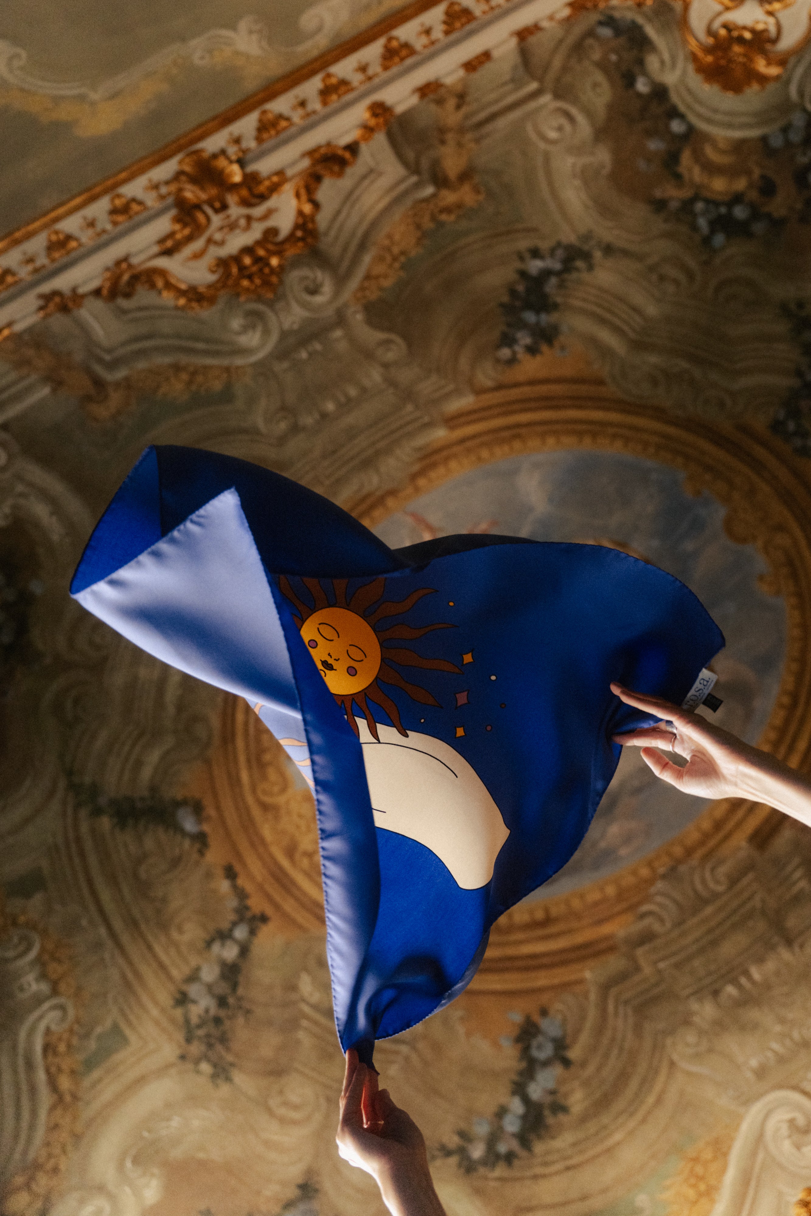 Sole - Talismani di seta