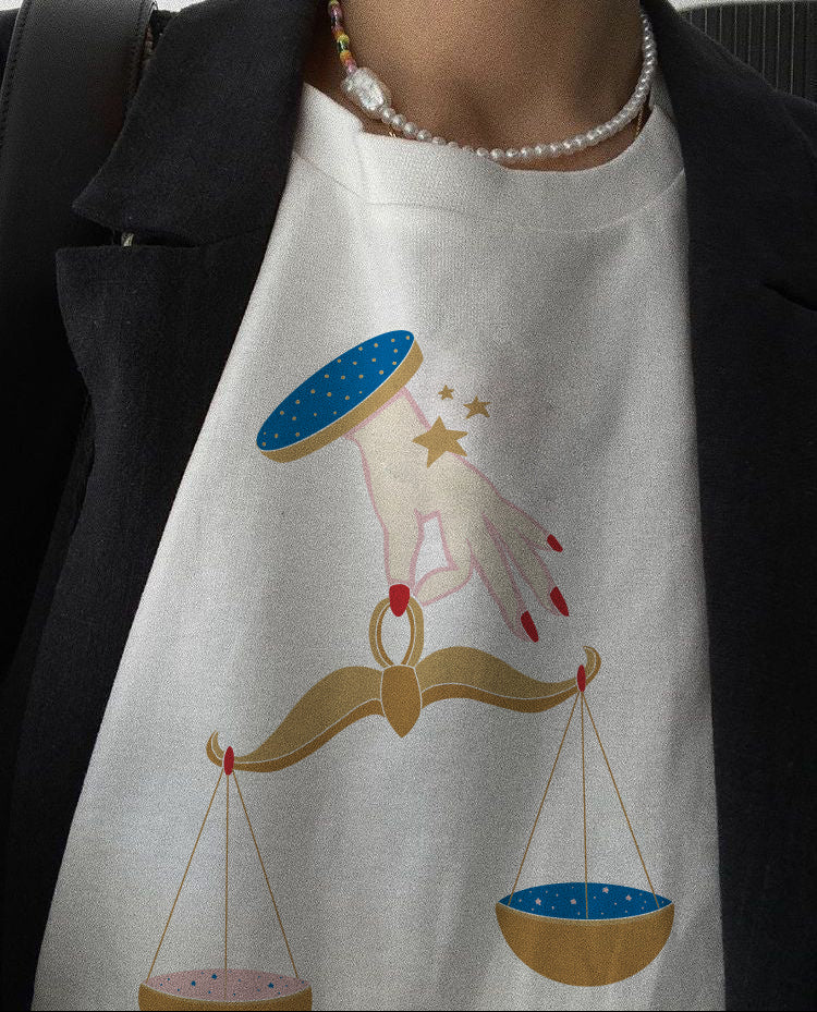 T-shirt Astrali - Per anime luminose-thumbmail-8